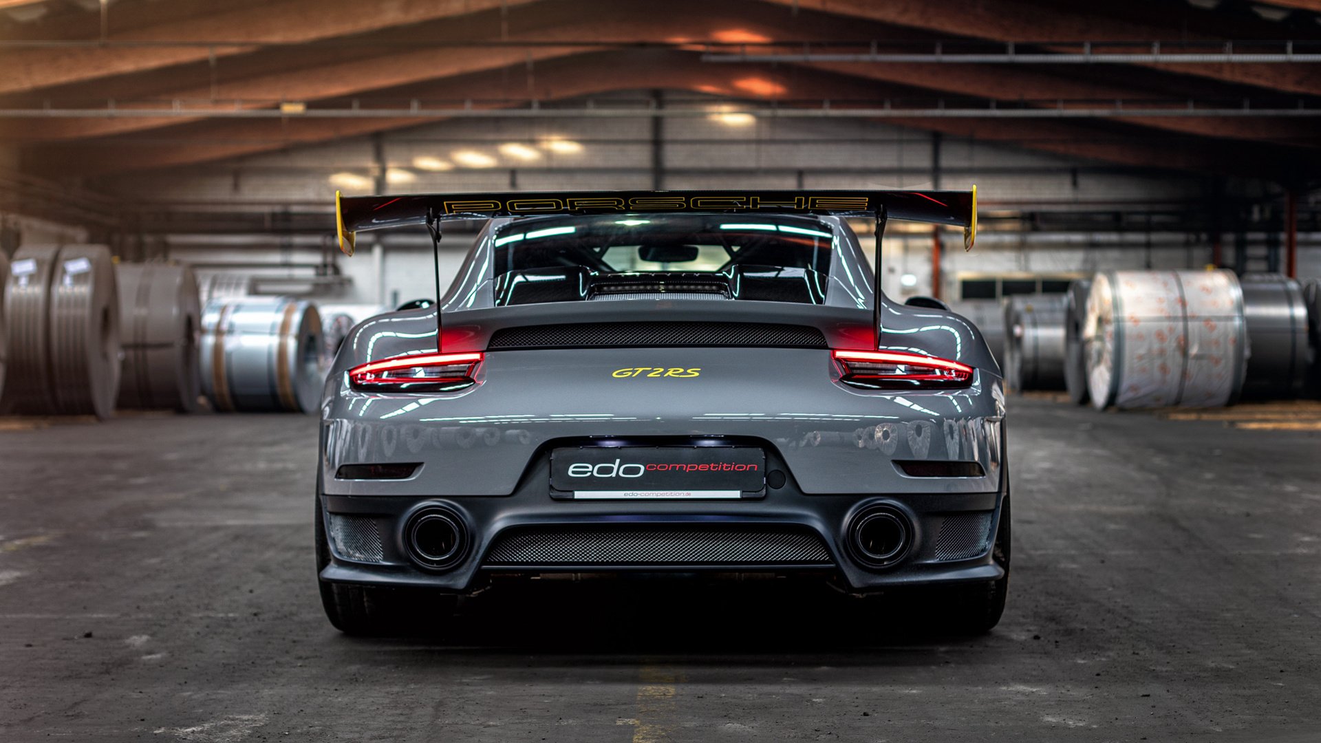 华丽女足竞技，展现巾帼英姿，女足之花